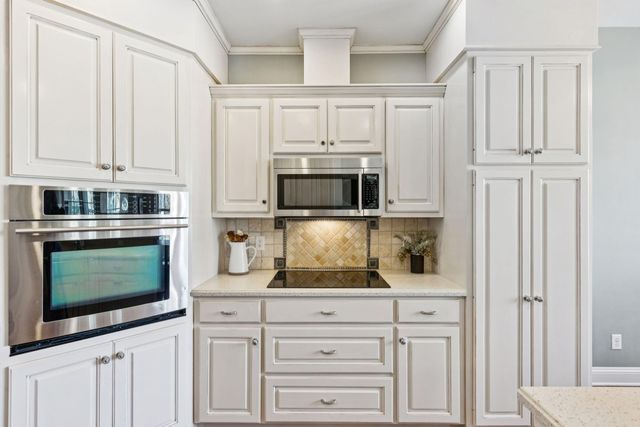 1506 Lucas Isle Court, Hanahan, SC 29410