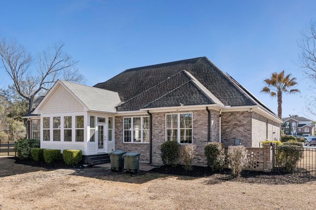 1506 Lucas Isle Court, Hanahan, SC 29410