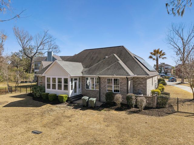 1506 Lucas Isle Court, Hanahan, SC 29410