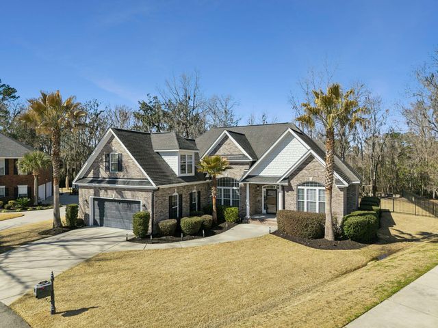 1506 Lucas Isle Court, Hanahan, SC 29410
