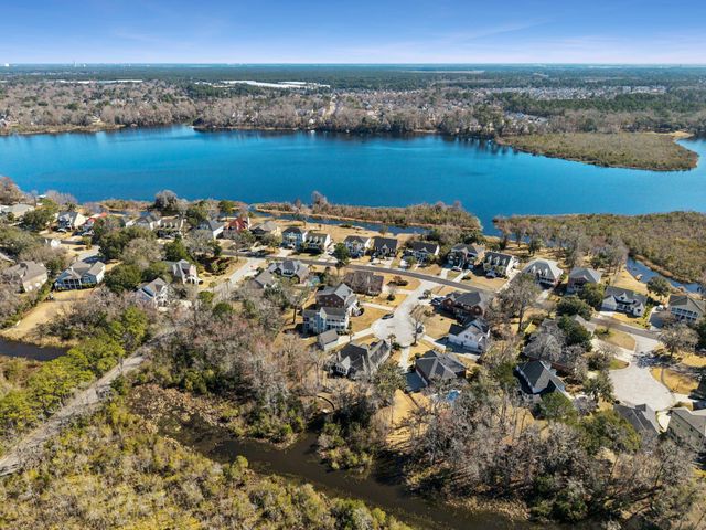 1506 Lucas Isle Court, Hanahan, SC 29410