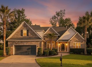 1506 Lucas Isle Court, Hanahan, SC 29410