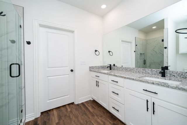 1431 Page Valley Cir, Longview, TX 75601