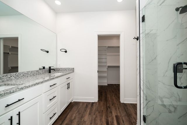 1431 Page Valley Cir, Longview, TX 75601