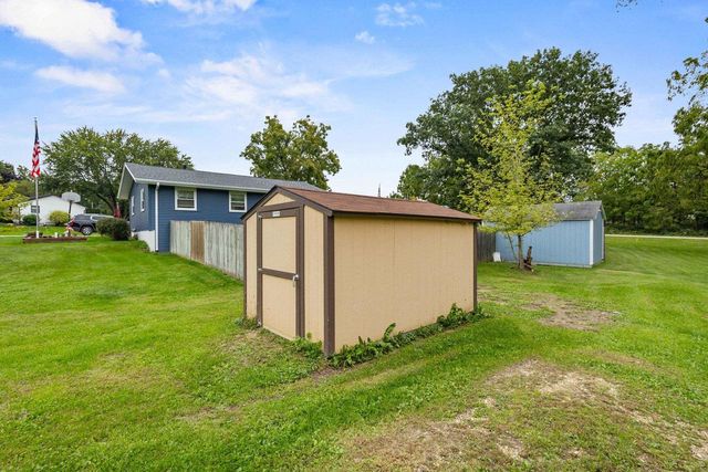 10168 N Amber Trail, Edgerton, WI 53534