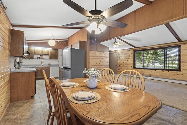 10168 N Amber Trail, Edgerton, WI 53534