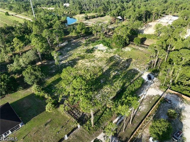 7969 Canal TER, Labelle, FL 33935