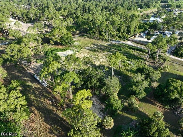 7969 Canal TER, Labelle, FL 33935