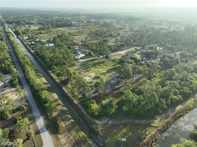 7969 Canal TER, Labelle, FL 33935