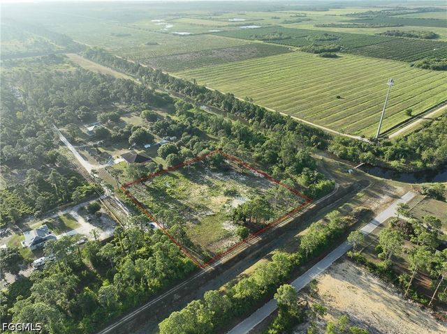 7969 Canal TER, Labelle, FL 33935