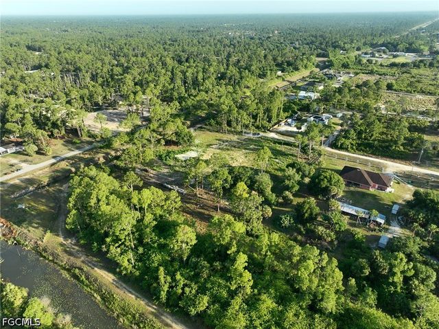7969 Canal TER, Labelle, FL 33935