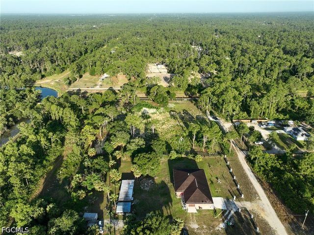 7969 Canal TER, Labelle, FL 33935