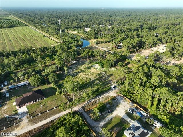 7969 Canal TER, Labelle, FL 33935