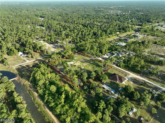 7969 Canal TER, Labelle, FL 33935