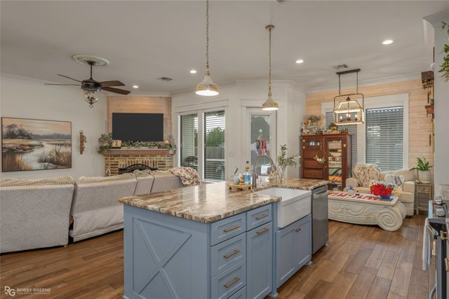 345 Newport Lane, Benton, LA 71006
