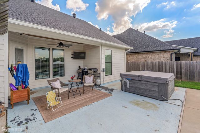 345 Newport Lane, Benton, LA 71006