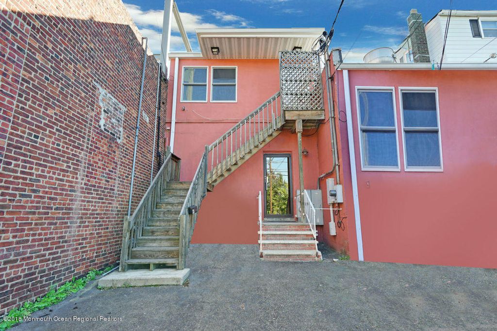 69 1st Avenue, Atlantic Highlands, NJ 07716