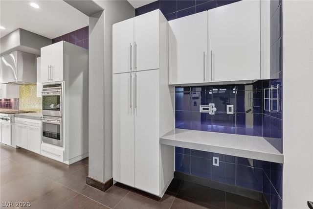 8480 Via De Bellasidra Court, Las Vegas, NV 89123