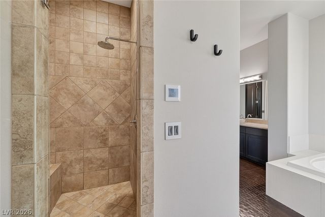 8480 Via De Bellasidra Court, Las Vegas, NV 89123