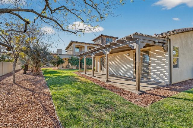 8480 Via De Bellasidra Court, Las Vegas, NV 89123