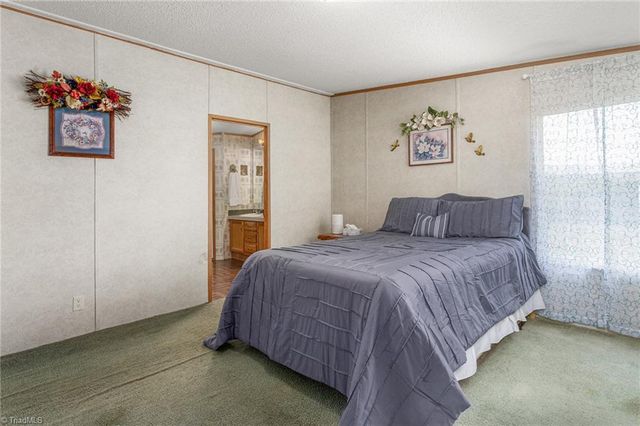 1149 Plantation Way, Trinity, NC 27370
