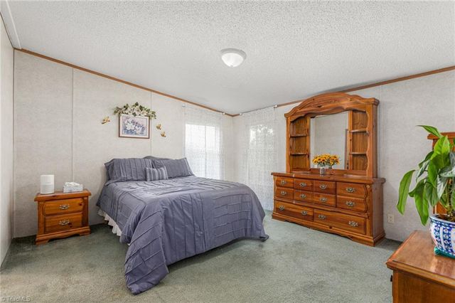 1149 Plantation Way, Trinity, NC 27370
