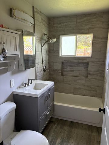 17951 Los Felice Drive, Saratoga, CA 95070