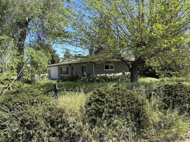 17951 Los Felice Drive, Saratoga, CA 95070