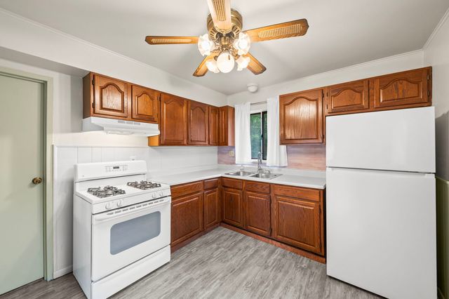 159 BLACKHAWK Drive, Park Forest, IL 60466