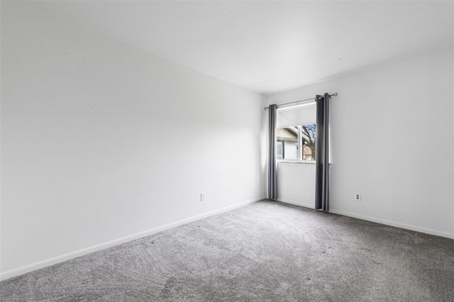 25229 Franklin Terrace 5, South Lyon, MI 48178