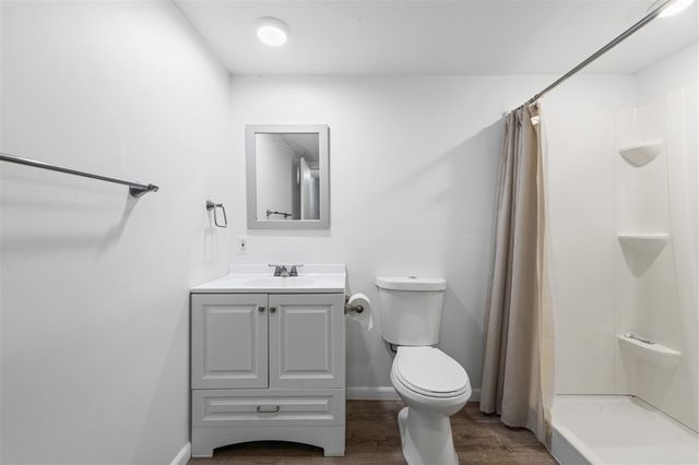 25229 Franklin Terrace 5, South Lyon, MI 48178