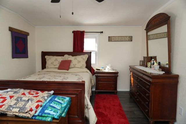 302 16th Avenue, Charles City, IA 50616