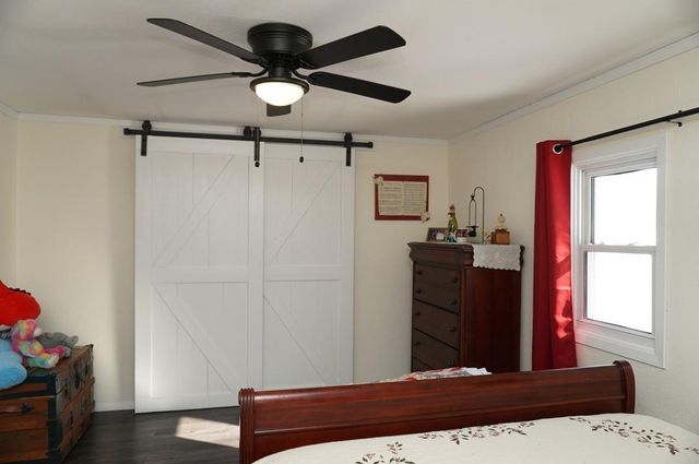 302 16th Avenue, Charles City, IA 50616