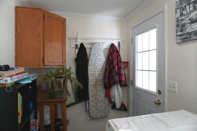 302 16th Avenue, Charles City, IA 50616