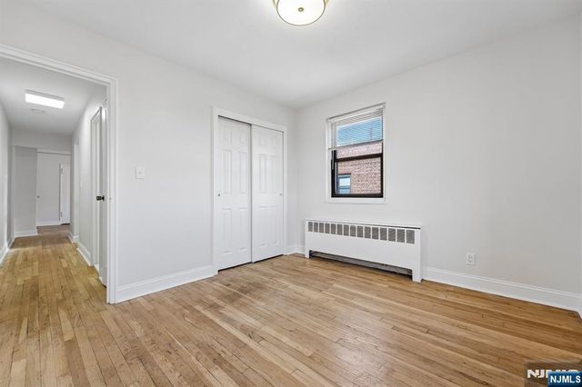 2329 Hudson Terrace E9, Fort Lee, NJ 07024