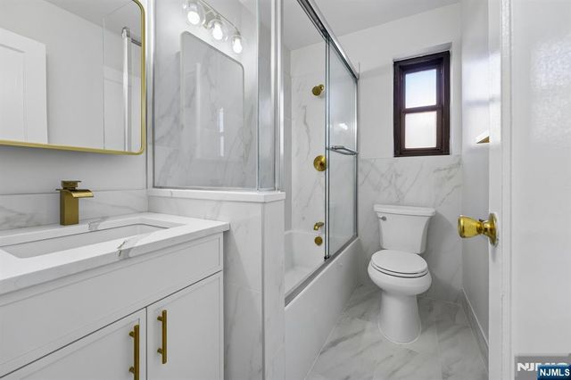 2329 Hudson Terrace E9, Fort Lee, NJ 07024