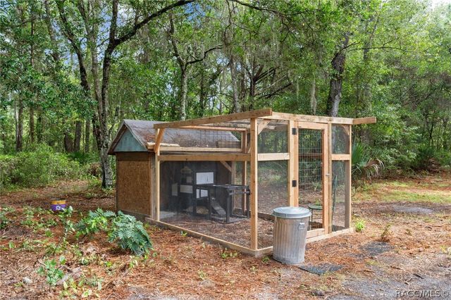 3305 S Alabama Avenue, Homosassa, FL 34448