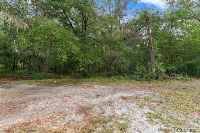 3305 S Alabama Avenue, Homosassa, FL 34448