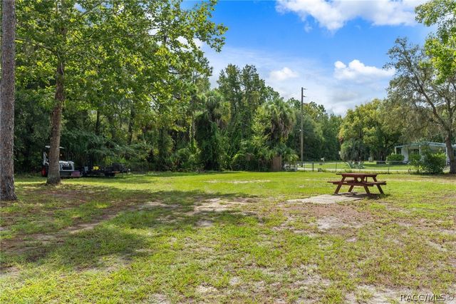 3305 S Alabama Avenue, Homosassa, FL 34448