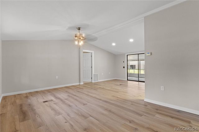 3305 S Alabama Avenue, Homosassa, FL 34448