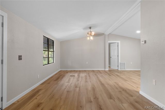 3305 S Alabama Avenue, Homosassa, FL 34448