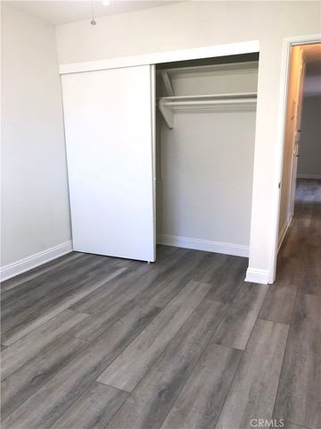 312 10th Street F, Huntington Beach, CA 92648