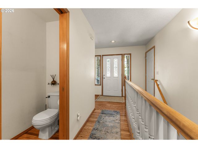 4251 RIVERVIEW Dr, West Linn, OR 97068