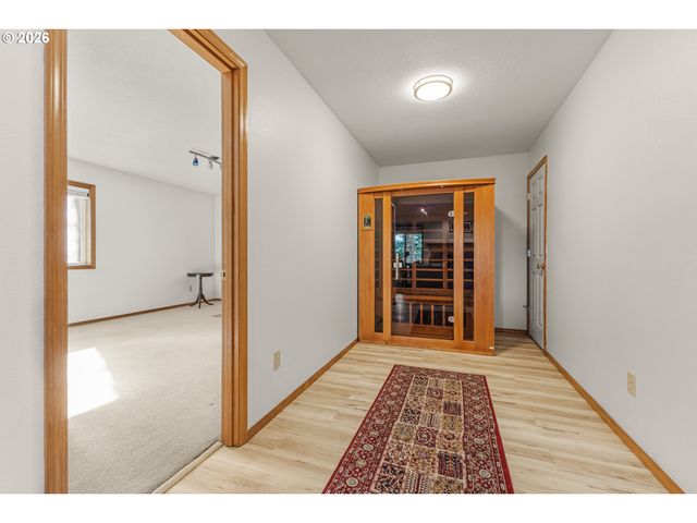 4251 RIVERVIEW Dr, West Linn, OR 97068