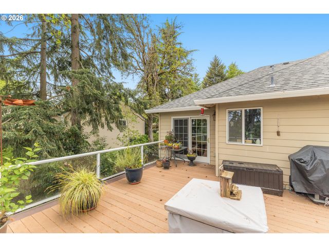 4251 RIVERVIEW Dr, West Linn, OR 97068