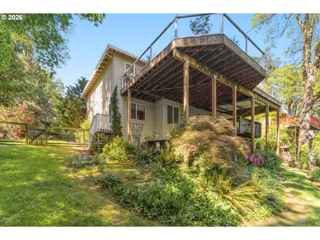4251 RIVERVIEW Dr, West Linn, OR 97068
