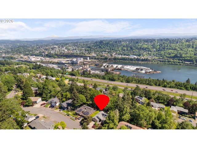 4251 RIVERVIEW Dr, West Linn, OR 97068