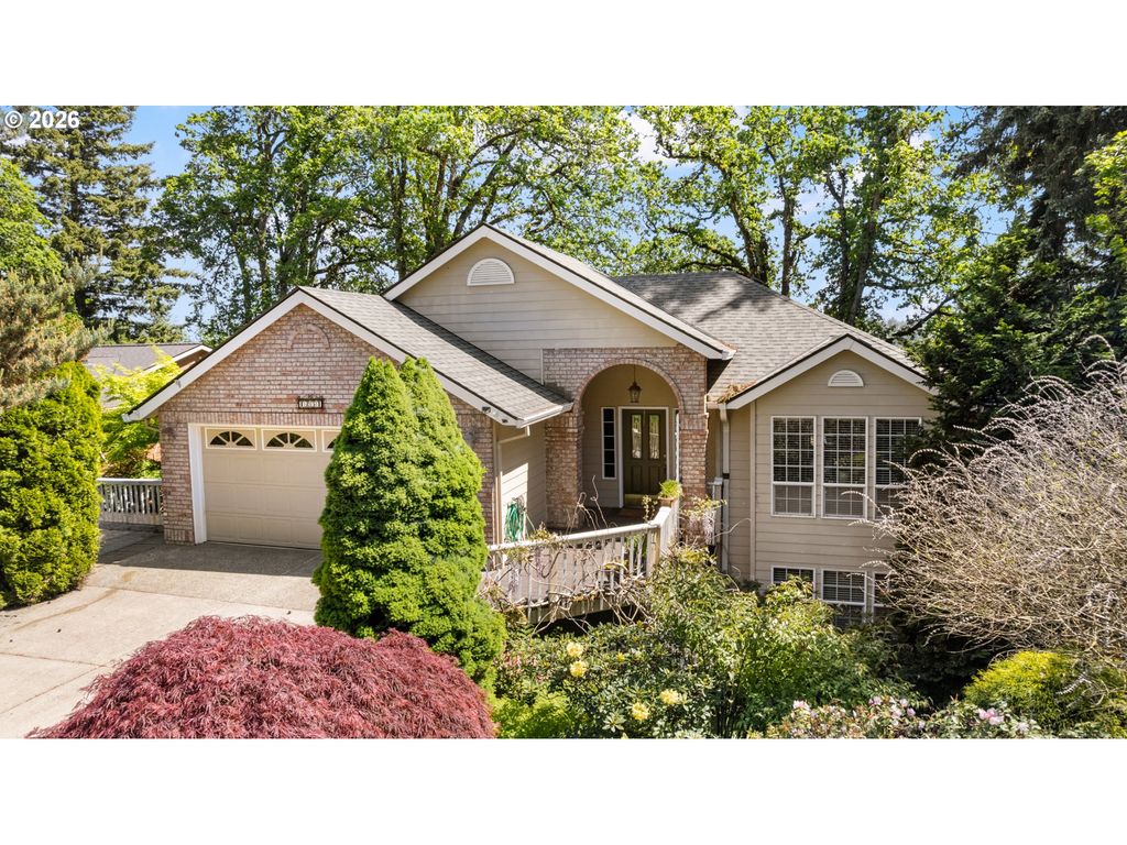 4251 RIVERVIEW Dr, West Linn, OR 97068