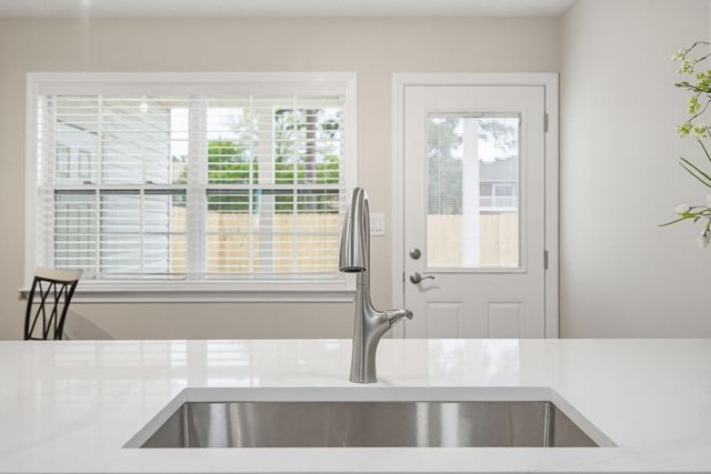 170 5th Avenue, Shalimar, FL 32579