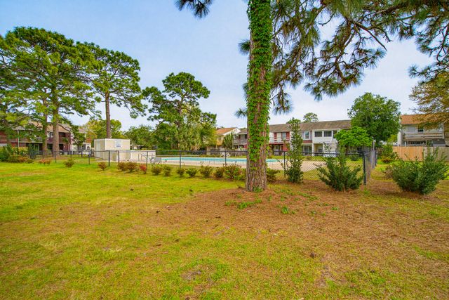 170 5th Avenue, Shalimar, FL 32579